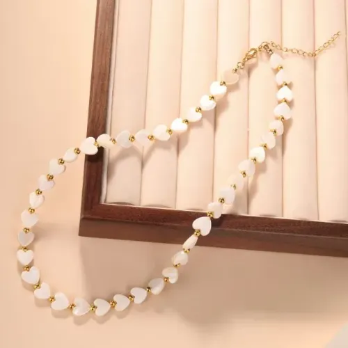 Peça Colar Feminino Estilo Boêmio em Formato de Coração com Concha Natural 