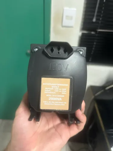Autotransformador Force Line 2000VA