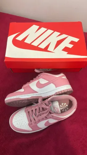 Tênis Nike Dunk Low Better - Rosa