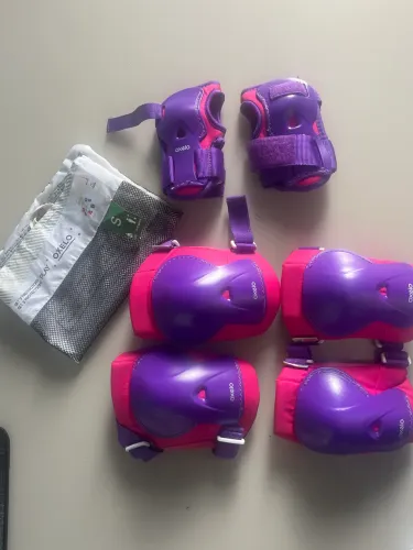 Kit protetor infantil joelheira cotoveleira e para as mãos