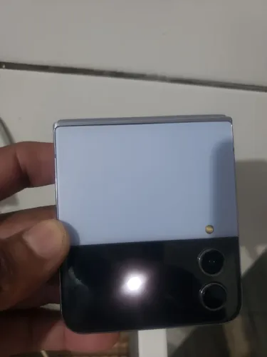 sansung zflip4 