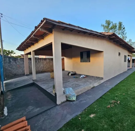 // VENDO CASA NO GOIABAL