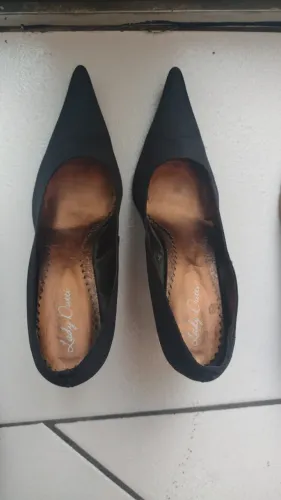 Scarpin de salto fino - usado pouquíssimas vezes, esta novinho, numero 37/38