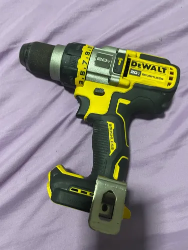 PARAFUSADEIRA DEWALT DCD999 20V