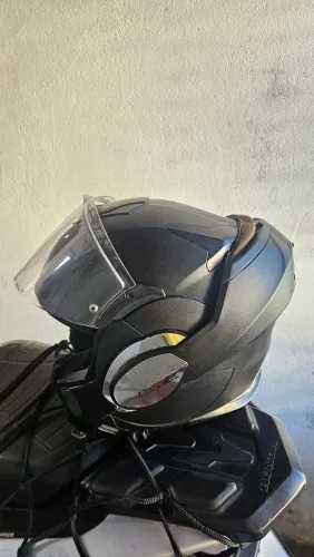 Capacete LS2 Valiant