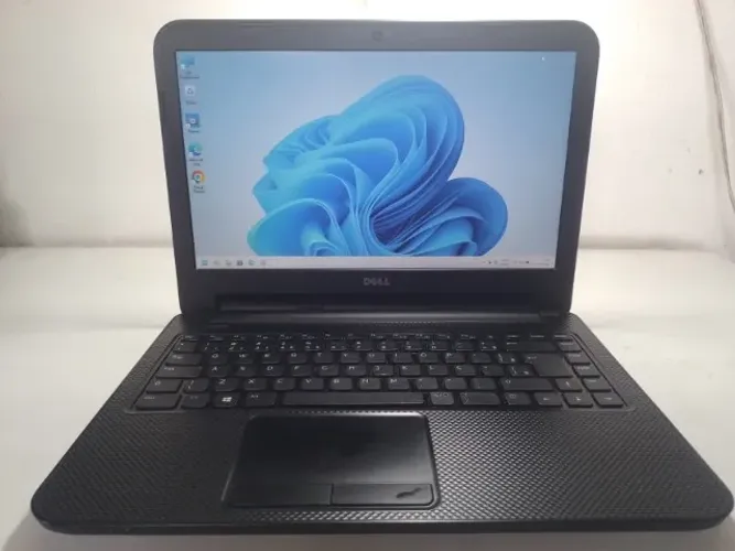 Notebook semi novo