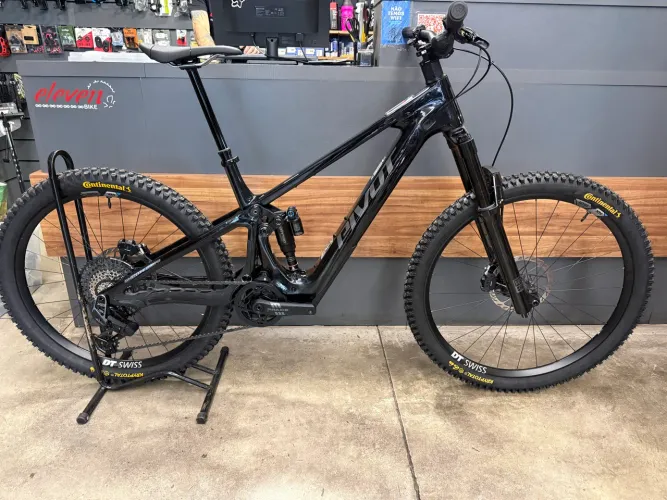 E-Bike Pivot Shuttle AMP?d Pro X0 Eagle Tam-L Avinox M2s