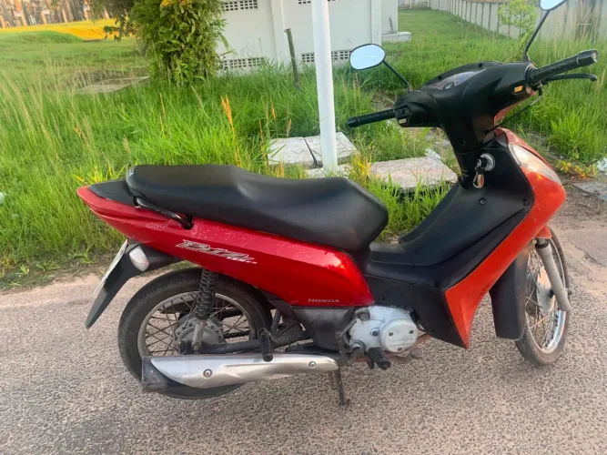 BIZ 125 ES 2012