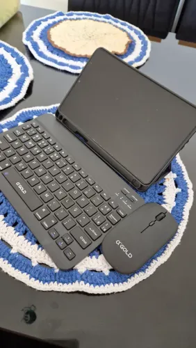 Tablet A09 cheio de acessórios 