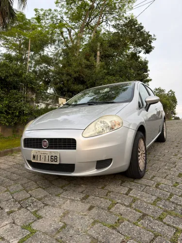 Fiat Punto Attractive 1.4 Fire Flex 8V 5P 2012