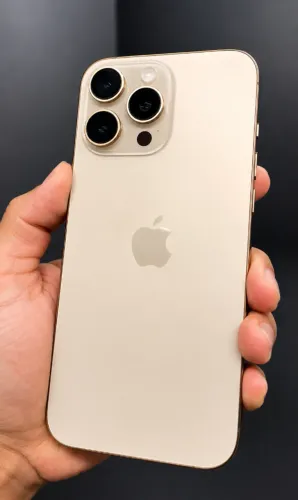 iPhone 16 Pro Max 256GB 86%