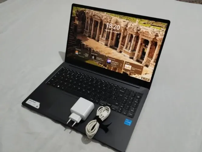 Samsung Galaxy Book2 i5 12ª Geração 8GB SSD 256GB