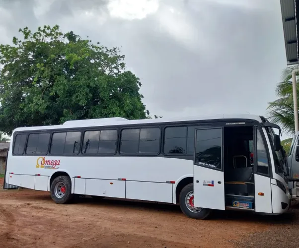Ônibus ideali com ar