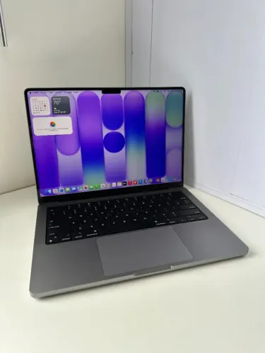 MacBook Pro M3 14 POLEGADAS, 8GB RAM 512GB SSD