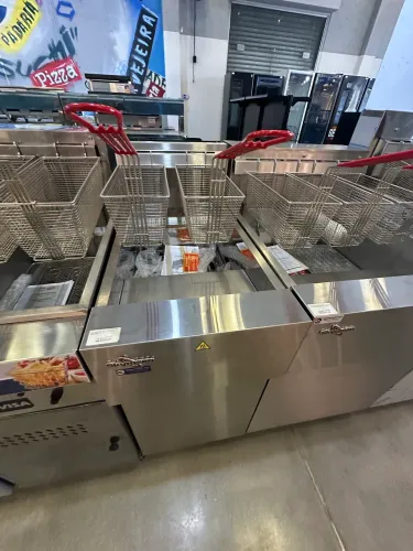 Fritadeida gás 2 cestos 20L alta produção 90.000BTUS - skymsen