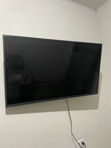 TV para conserto ou retirada de peças 