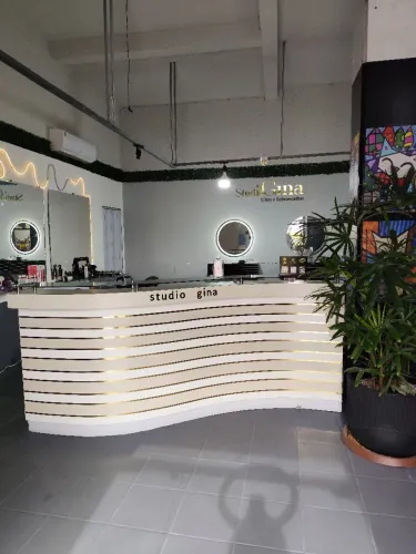 ALUGO CADEIRA PRA MANICURE