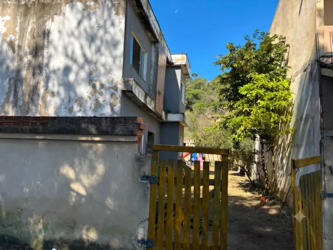 Casa para Venda em Rio de Janeiro, Barra de Guaratiba, 2 dormitórios, 1 suíte, 3 banheiros