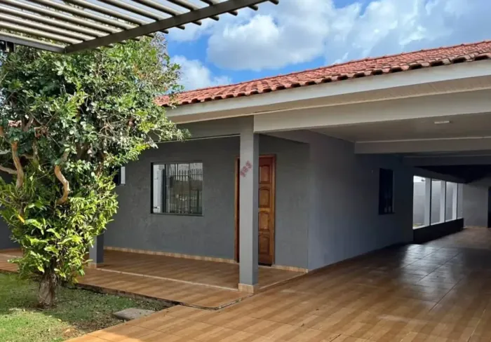 vendo casa em Maringá