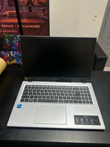 Notebook Acer i3 12 geração novinho