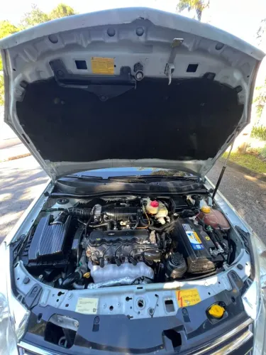 Chevrolet Vectra Elegan. 2.0 MPFI 8V Flexpower AUT 2010