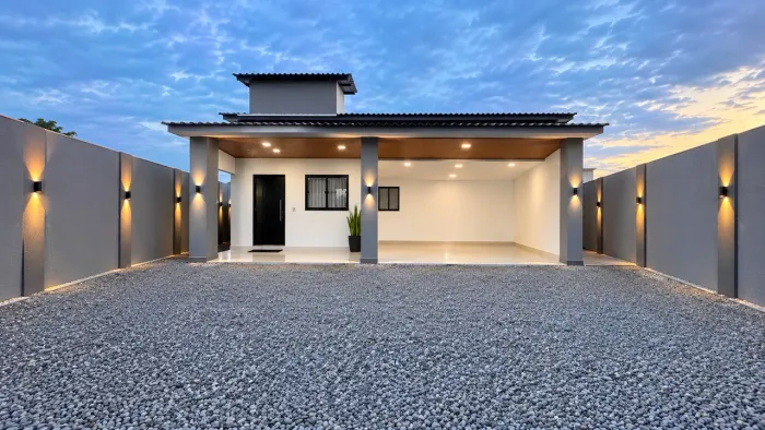 Linda Granja Condomínio Enseada