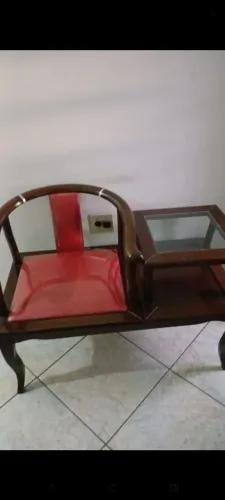 Mesinha de telefone de madeira 