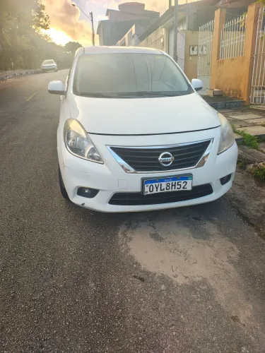 Nissan Versa SL 1.6 16V Flex Fuel 4P Mec. 2014