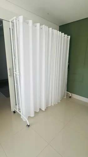 Cortina de led com rodinhas