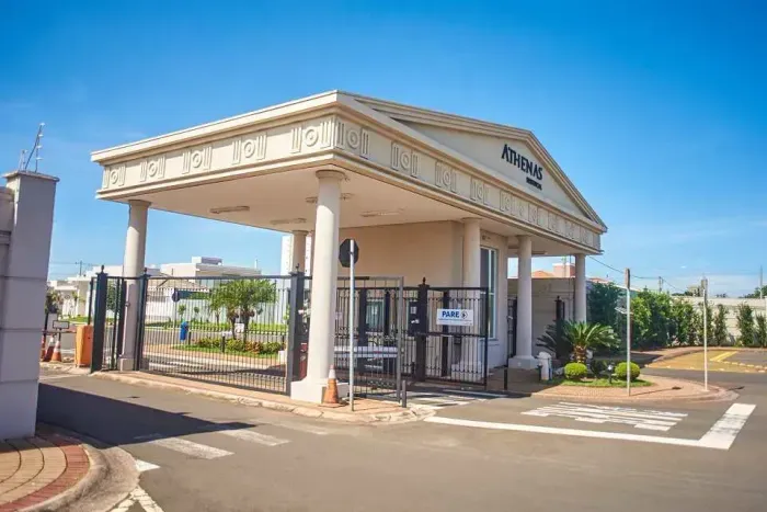 Casa Térrea à venda em Paulínia, SP no condomínio Residencial Athenas.