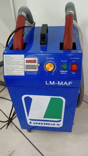 Vendo máquina de cortar fio para costura
