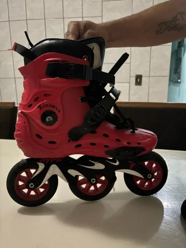 PATINS HYPE VERMELHO - 110MM ABEC-9 CROMO