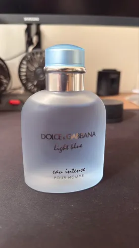 Perfume Masculino Dolce&Gabbana Light Blue Eau Intense Pour Homme 100ml