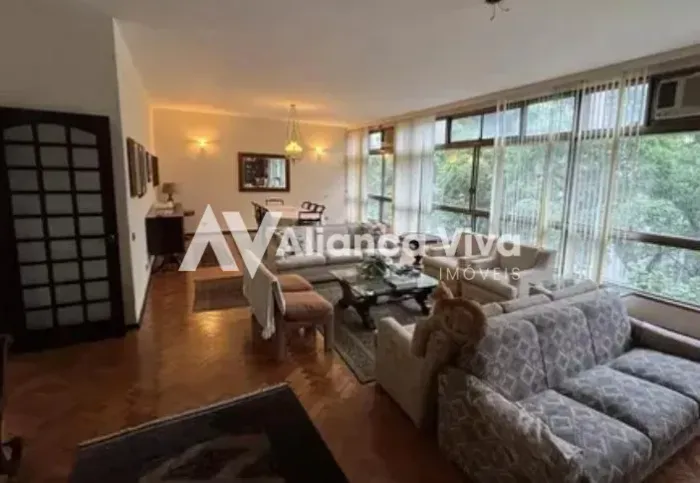 Lagoa | Apartamento 4 quartos, sendo 1 suite