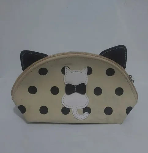 Necessarie Gatinho
