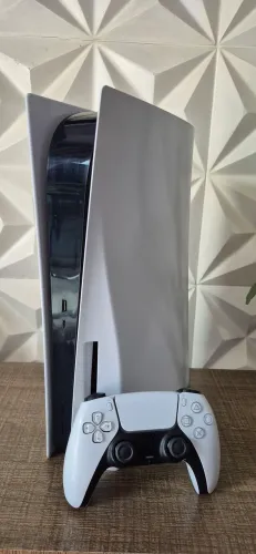Vendo PS5 Slim com leitor de disco.