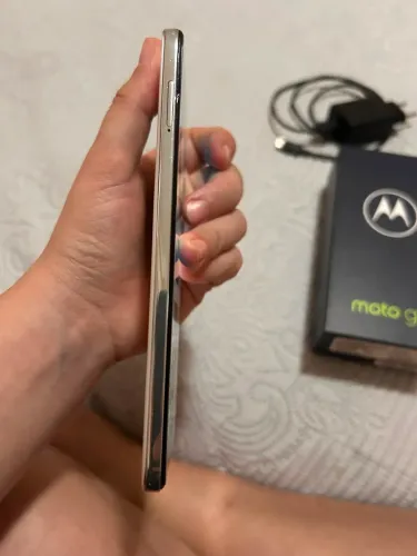 Moto g52