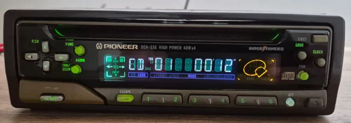 Pioneer DEH 536 CD player
