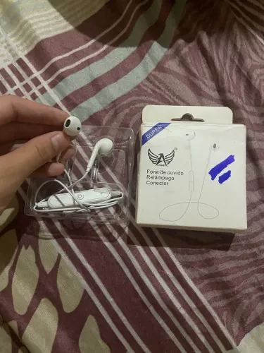 Fone Bluetooth conectado