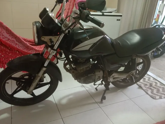 Suzuki yes 125, motor de guerra 