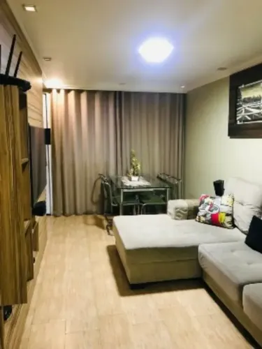 VENDO SOBRADO EM CONDOMÍNIO FECHADO  NO JD GUARUJÁ ( LR1042 )