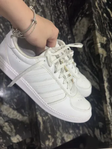 Tenis Adidas Breakner Sleek