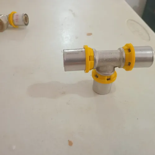 Conexão TÊ para Gas