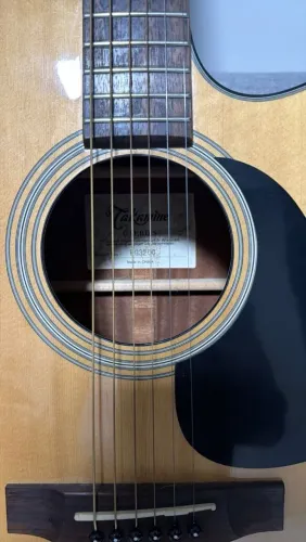 Violão Takamine