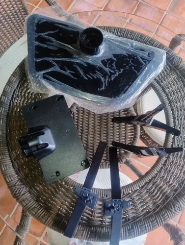 Vende -se pés para TV..