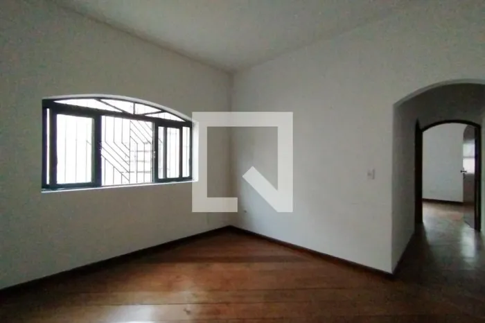 Casa à Venda - Vila Carrão, 2 Quartos, 180 m2