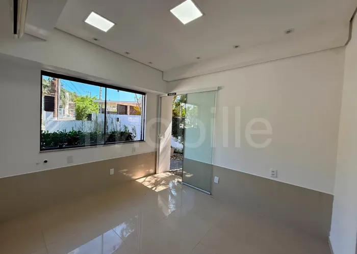 Sala comercial para locação no Santa Clara - Exclusivo para consultórios médicos