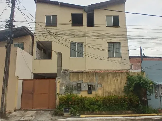 Casa para aluguel em condomínio fechado em Lauro de Freitas