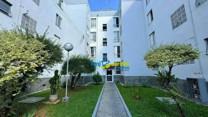 Apartamento com 2 dormitórios para alugar, 56 m² por R$ 2.337,69/mês - São José - São Caet