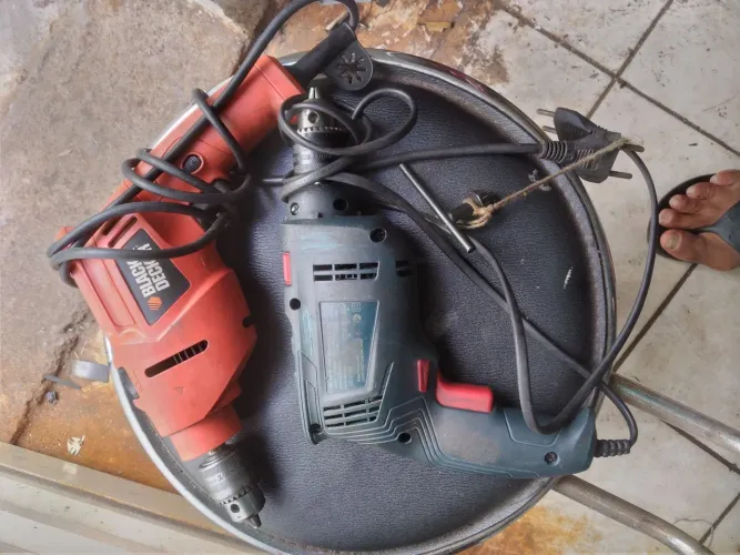 Furadeira Black deker 127 volts é bosch 220v